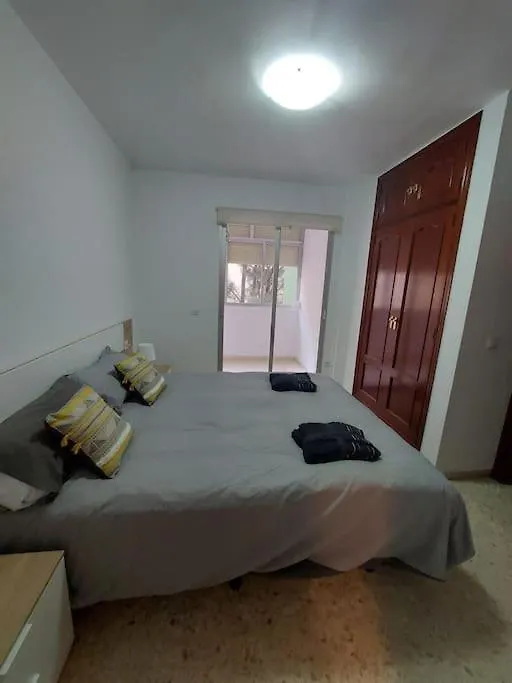 Amplio Apartamento Junto A La Playa Victoria 加的斯 0*,